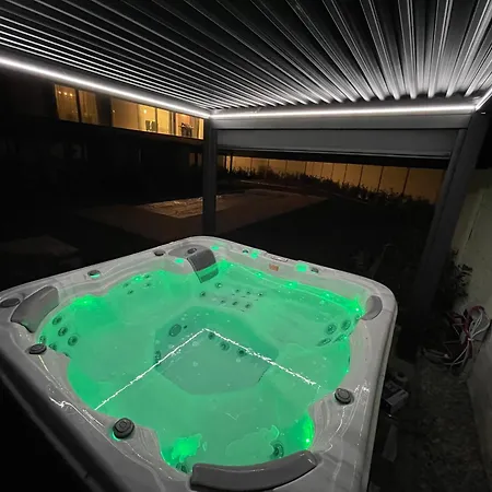 Luxury In Balatonalmadi, Almadi Lux Ii - Crystal White * 발라톤알마디